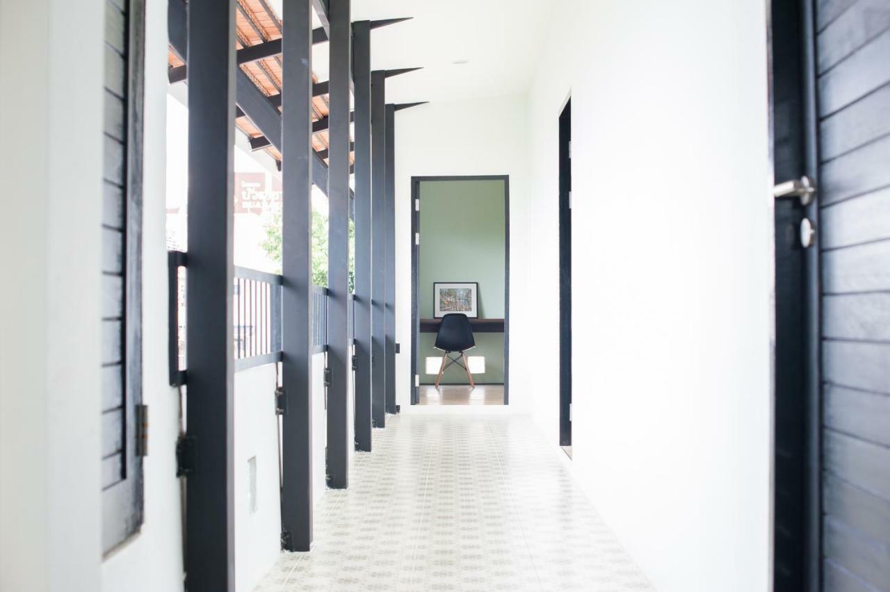 Hostel Baan Ploy In (Adults Only) Chiang Mai Exterior foto